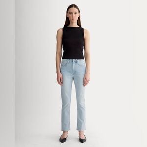 Everlane 26R THE ORIGINAL CHEEKY® JEAN
26.5 inseam